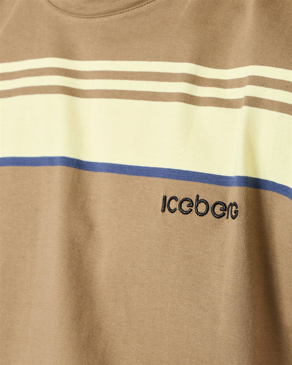Iceberg Relaxed fit multicolor T-shirt with a green background in cotton jersey, featuring embroidered logo